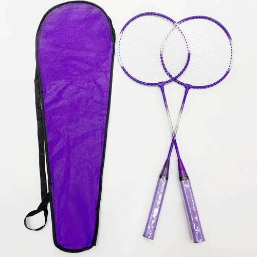 A large quantity of basic badminton rackets with carrying cases for amateur and beginner training, support drop shipping, and can be matched.