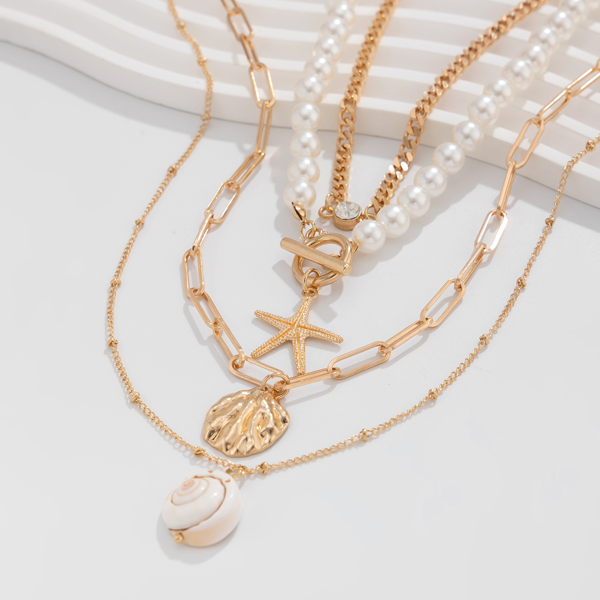 29g Weight Imitation Pearl Pendant Material Layered Necklaces Classification Alloy, Iron, Copper Chain Material 1 Piece Quantity Beach, Tea Party Occasion Imitation Pearl, Alloy, Copper Material Scallop, Starfish Pattern Women's Gender Beaded, Plating Design Elegant, Marine Style, Streetwear Style Elegant Marine Style Streetwear Scallop Starfish Imitation Pearl Alloy Copper Wholesale Layered Necklaces 15