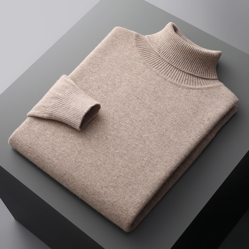New high-neck solid color wool sweater for men, versatile, stylish, youthful, and suitable for business casual wear.