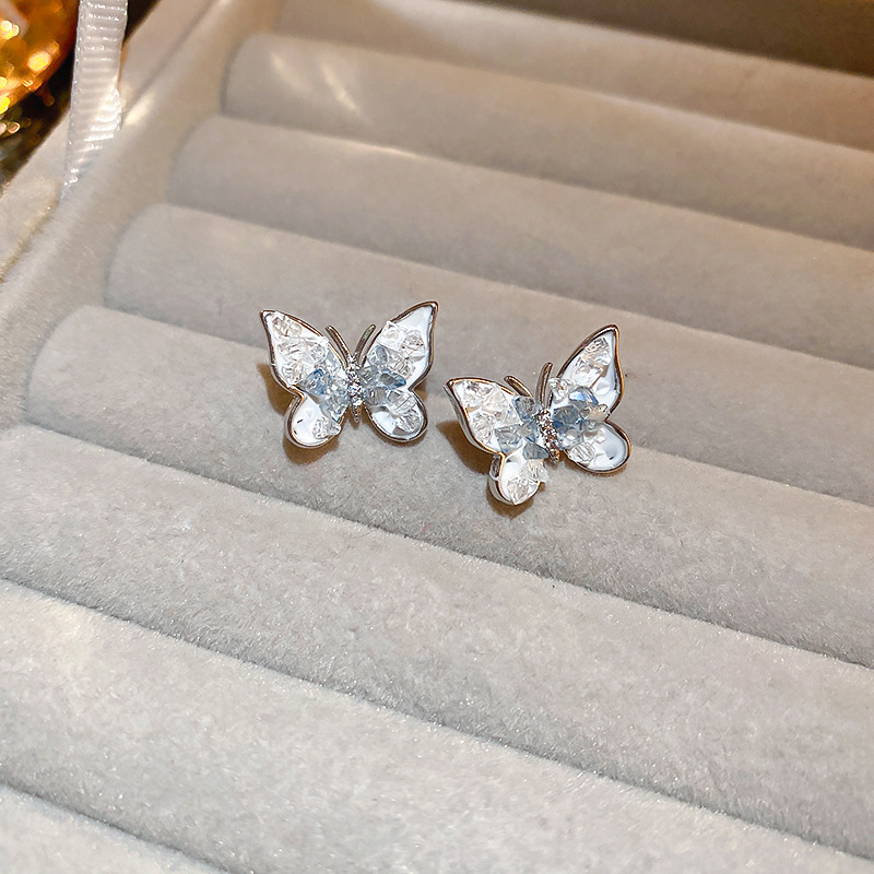 1 Pair Sweet Flower Artificial Crystal Ear Studs display picture 3