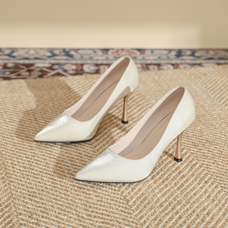 Pointed stiletto heel high heels plus size extra large widened women's single shoes wedding shoes wedding banquet Xiuhe dress wedding shoes bridal shoes Pointed stiletto heel high heels plus size extra large widened women's single shoes wedding shoes wedding banquet Xiuhe dress wedding shoes bridal shoes