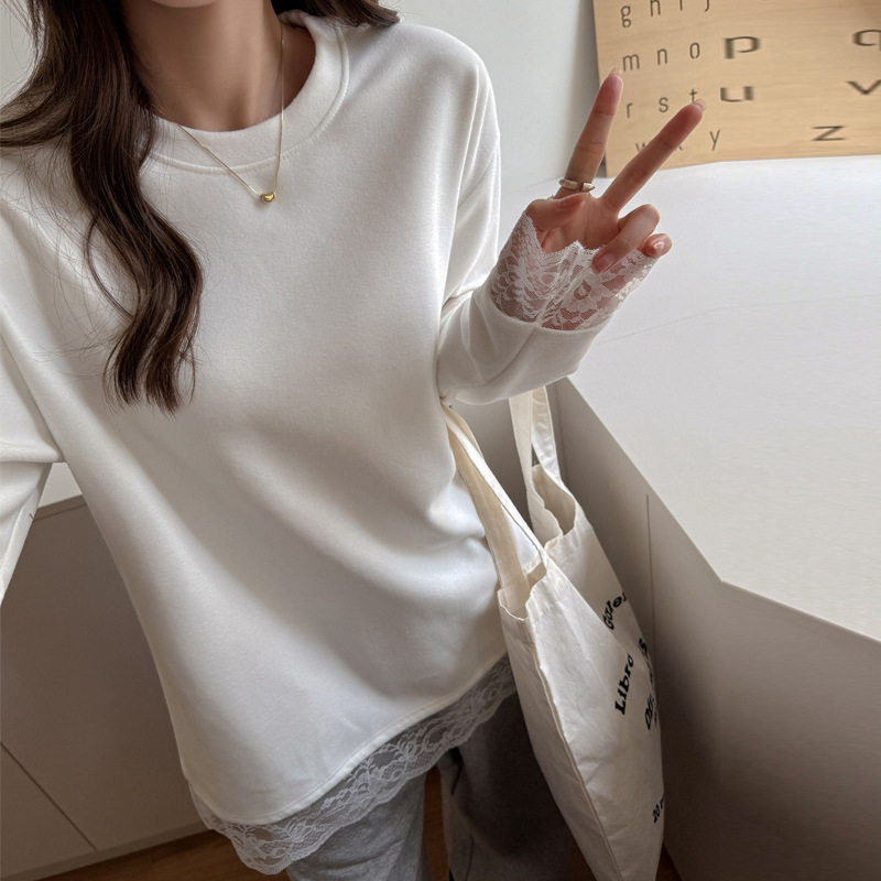 Autumn and Winter Lace Splicing German Velvet Thickeneded Brushed German Velvet Round Neck Long-Sleeved T-Shirt Loose Version Design Bottoming Shirt Autumn and Winter Lace Splicing German Velvet Thickeneded Brushed German Velvet Round Neck Long-Sleeved T-Shirt Loose Version Design Bottoming Shirt