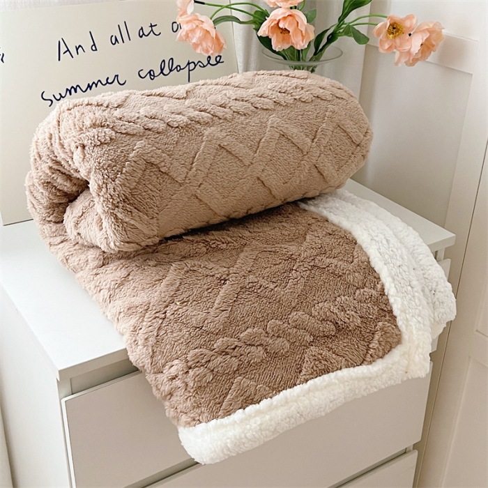 Torre gruesa mantas dobles mantas sofá de cachemire de oficina portátil siesta manta manta sábanas aire acondicionado