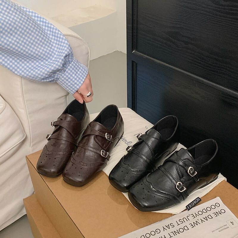 2026 Height-Increasing Square-Toe Retro Loafers, New Spring Flat Soft-Soled JK Small Leather Shoes with Brogue Carvings 2026 Height-Increasing Square-Toe Retro Loafers, New Spring Flat Soft-Soled JK Small Leather Shoes with Brogue Carvings