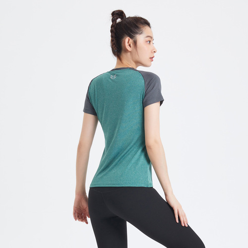  Breathable and lightweight running short-sleeved tops fitness yoga outdoor sports ice silk T-shirt elastic quick-drying clothing for women