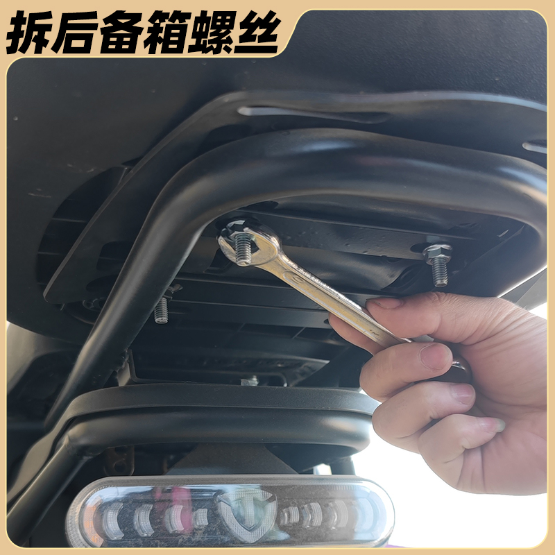 자동차 도구 키트 배터리 자동차 비상 유지 보수 분해 도구 가방 소켓 렌치 드라이버 조합이있는 전기 자동차