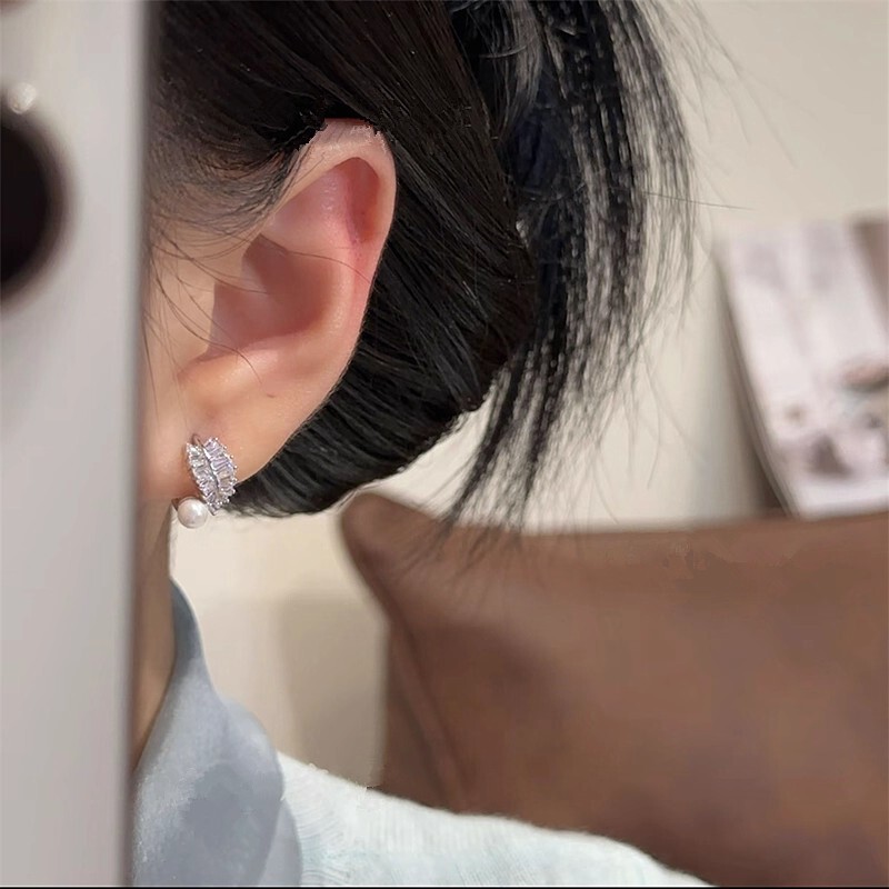 小众高级感精致微镶满钻锆石树叶耳钉女简约百搭气质珍珠耳环耳饰|undefined