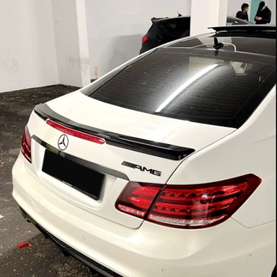 Suitable for Mercedes-Benz E-Class Fixed wind wing