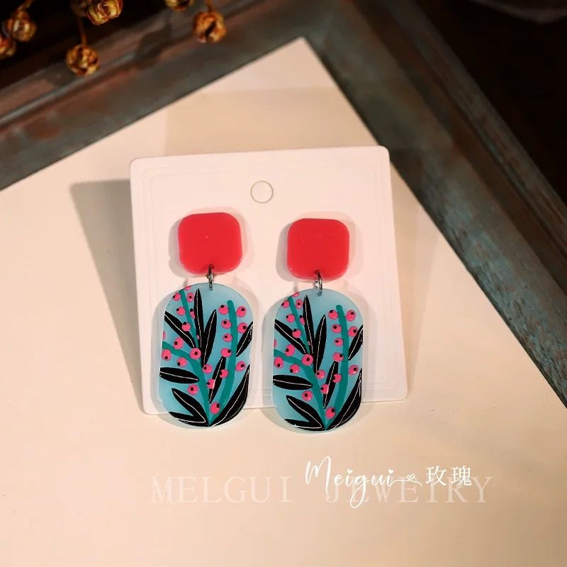 P15 earrings