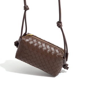 �羳��Ʒ���y����С�����μ�б�恆�R�d���uͨ���Q��ʽ�p��Ů��