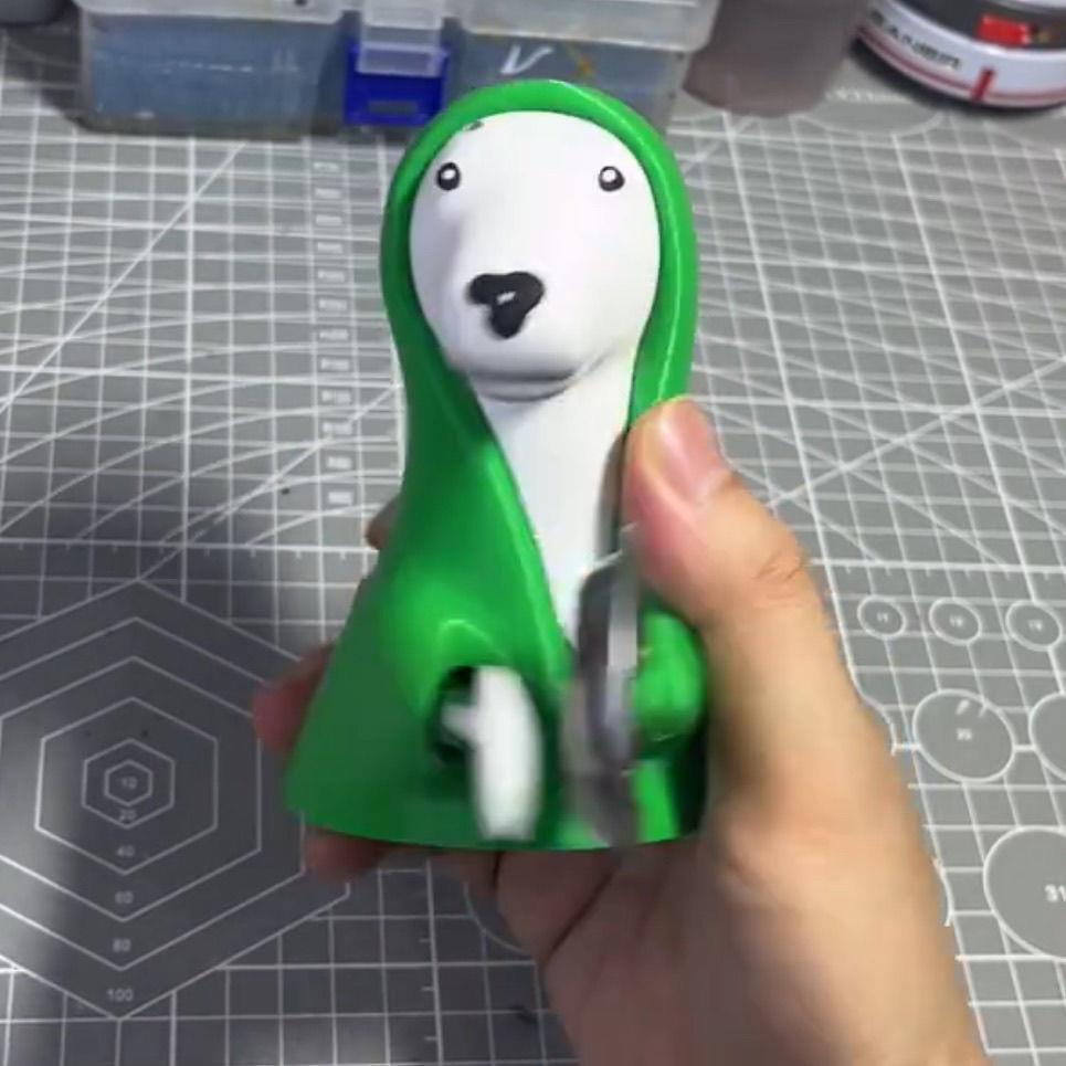 Un poco de creatividad de perro, extraña campana de perro, perro verde, un poco de perros, juguetes, adornos de perros.