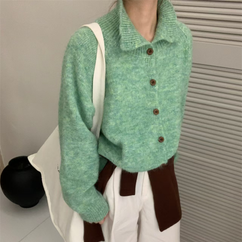 2025 New Autumn and Winter Korean Style Single-Breasted Lapel Knitted Cardigan Top Gentle Style Sweet Sweater Jacket for Women 2025 New Autumn and Winter Korean Style Single-Breasted Lapel Knitted Cardigan Top Gentle Style Sweet Sweater Jacket for Women