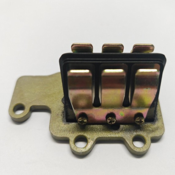 677-13610-00簧片阀适用于雅马哈6HP 8HP船用