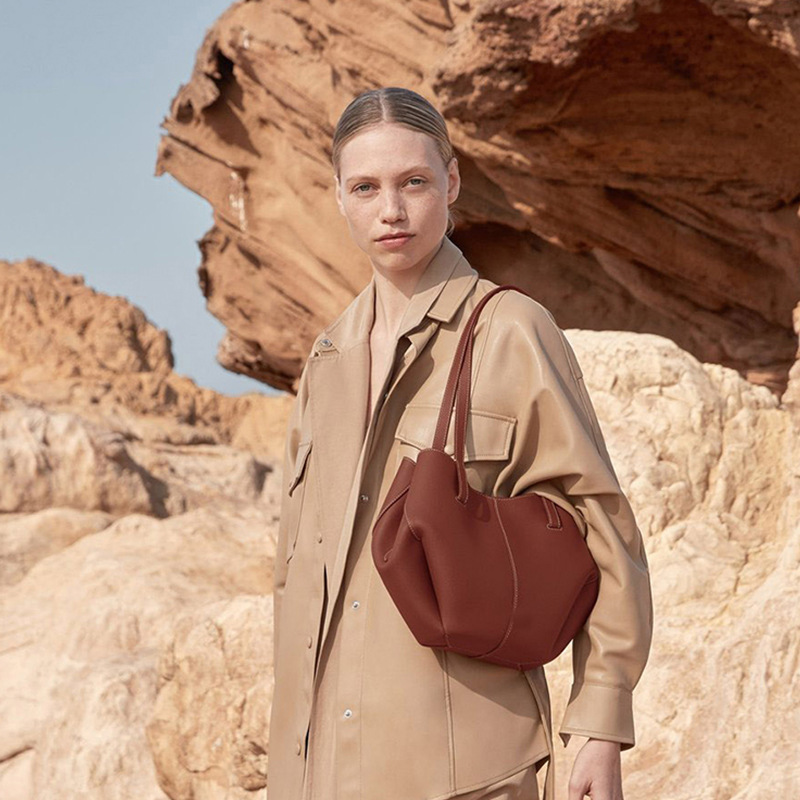 クロスボーダー高バージョン本革POEIVE大容量ショッピングバッグ片肩手提げトート翼女性カバンシワバッグ