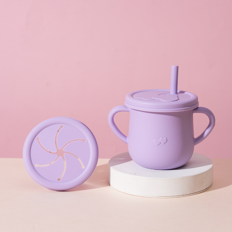 Taza de bebé de silicona transfronteriza con cubierta de bocadillos, taza de paja de grado alimenticio para niños, taza de bebida anti-caída para bebés
