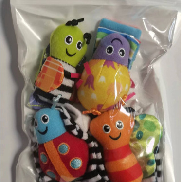 Comercio exterior Venta caliente bebé correa de reloj correa de muñeca Calcetines para la entrega bebé correa de mano sonajero Conjunto de 4 piezas