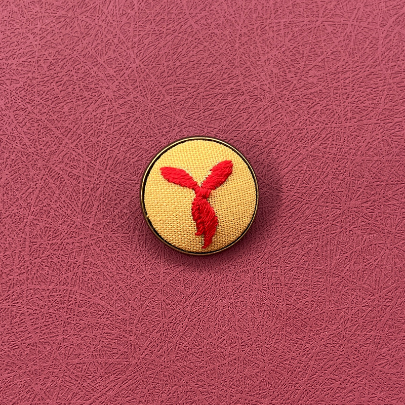 Bordado hecho a mano DIY creativo broche joyería de dibujos animados lindo insignia accesorios niños pareja regalo