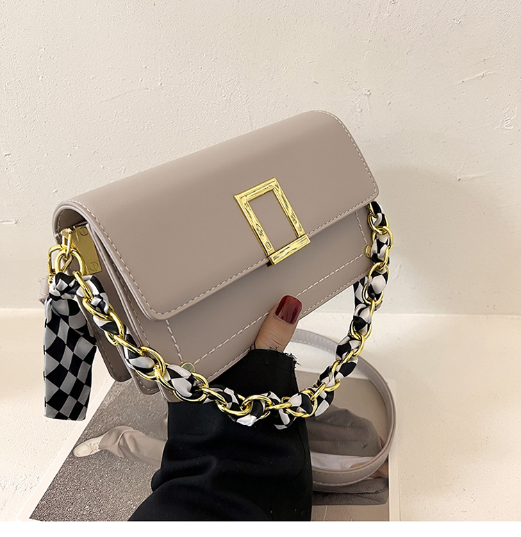 new fashion oneshoulder messenger popular small square bag 13218cmpicture1