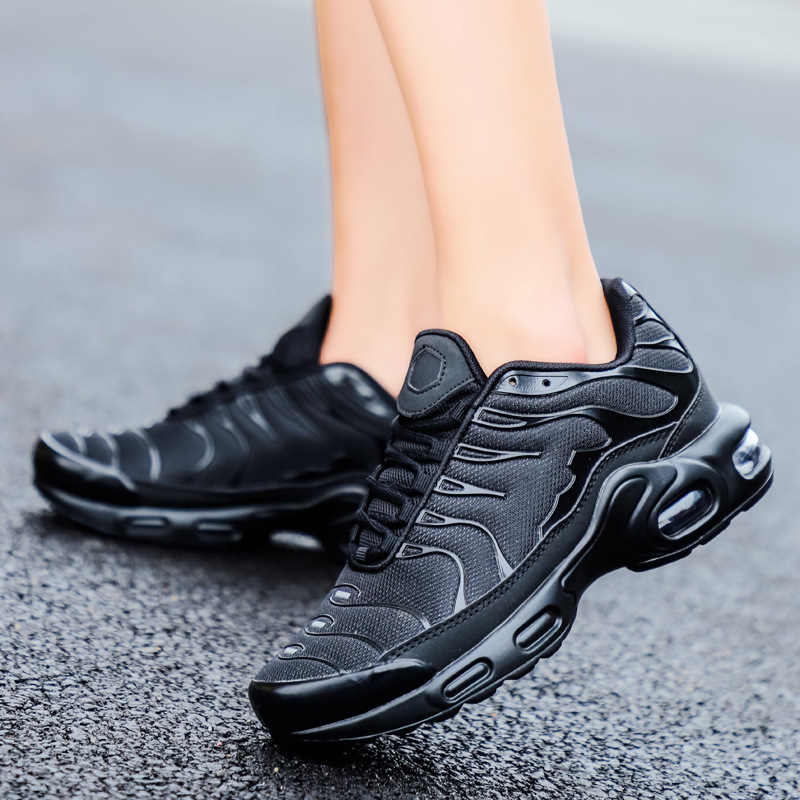 Primavera transpirable zapatos de los hombres de moda Zapatos de cojín de aire pareja de los hombres zapatillas de deporte de los hombres de malla casual más zapatos de tamaño