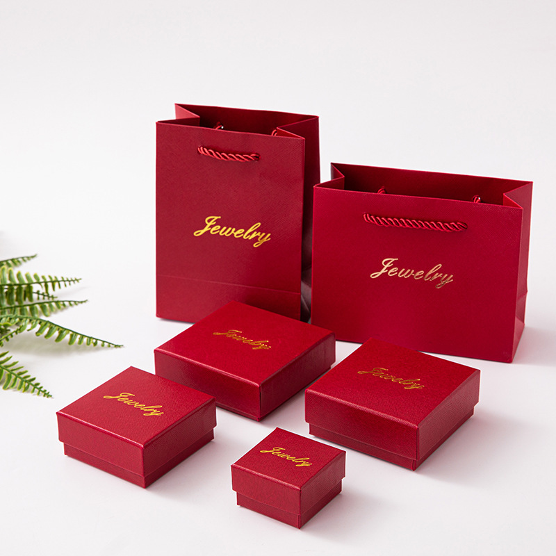 Creative dark green jewelry box with English text jewelry box red explosions heaven and earth cover gift box in stock