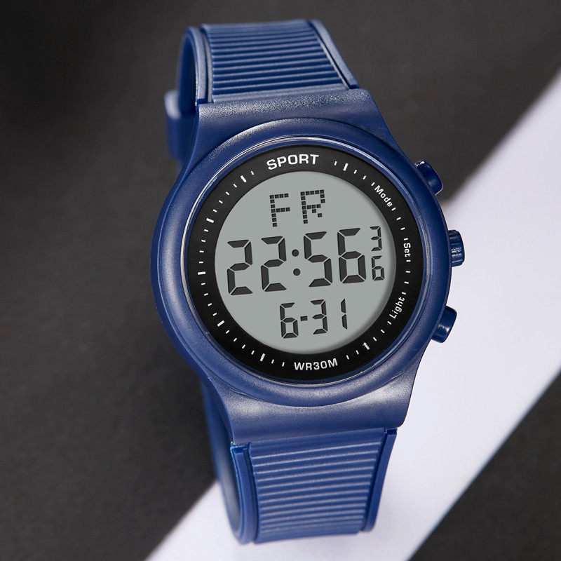 Reloj de pareja de moda reloj de hombre multifuncional sudeste asiático venta caliente estudiante impermeable deportes negocios reloj electrónico