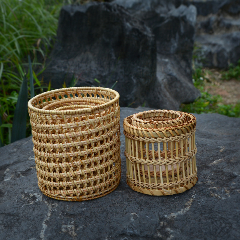 Autumn Rattan Pen Holder, Hollow Woven Container for Home Use, Comb and Makeup Storage Container, Desktop Stationery Holder, Knife, Fork, and Chopstick Holder