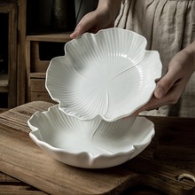 北欧风白色浮雕花朵8英寸陶瓷深盘日式菜碗沙拉盘子汤盘摆盘餐具