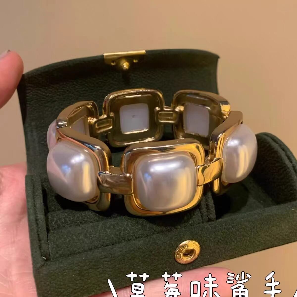 Retro geometric square fashionable women's bracelet pearl