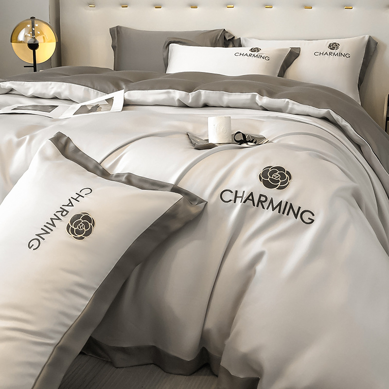 Cuatro piezas de seda de hielo de verano seda lisa cama cama de lujo ligera cama de lujo cama de tres piezas de verano