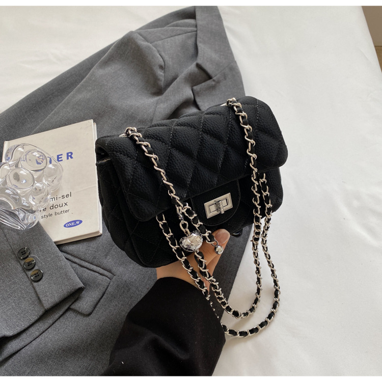 Diamond-shaped chain bag for women, 2025 new style, trendy and high-end fashion, versatile for spring and summer, single-shoulder crossbody bag, small square bag undefined