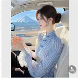 新中式国风蓝色条纹立领衬衫2026早春女装独特超好看唐装盘扣上衣