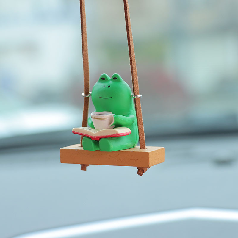 Cartoon frog sitting sofa cross-border car decoration interior pendant pendant car pendant decoration