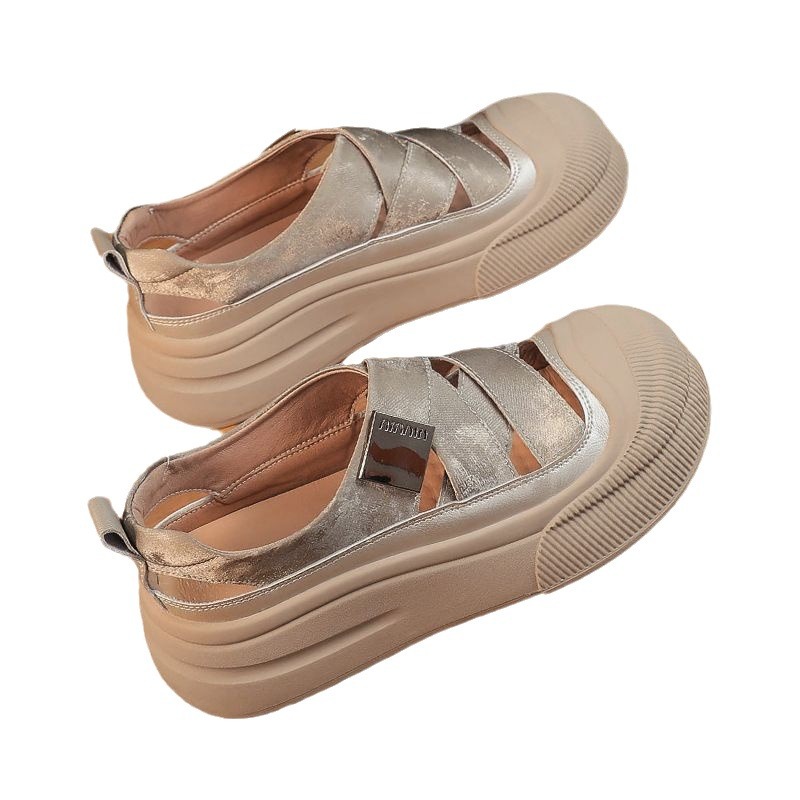 Sandalias suaves de base suave para mujeres 2024 verano nuevo muffin de verano universal un pedaleo de sandalias casuales de base gruesa para mujeres