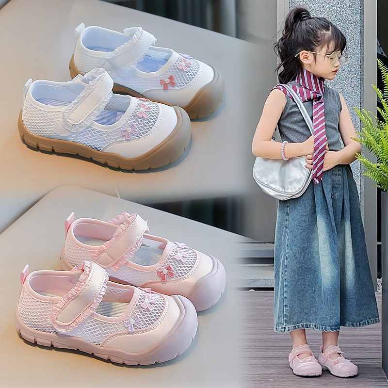 Zapatos deportivos para niños 2026 zapatos de verano niñas zapatos de red transpirables dulces zapatos princesas zapatos casuales para bebés con suela suave zapatos simples