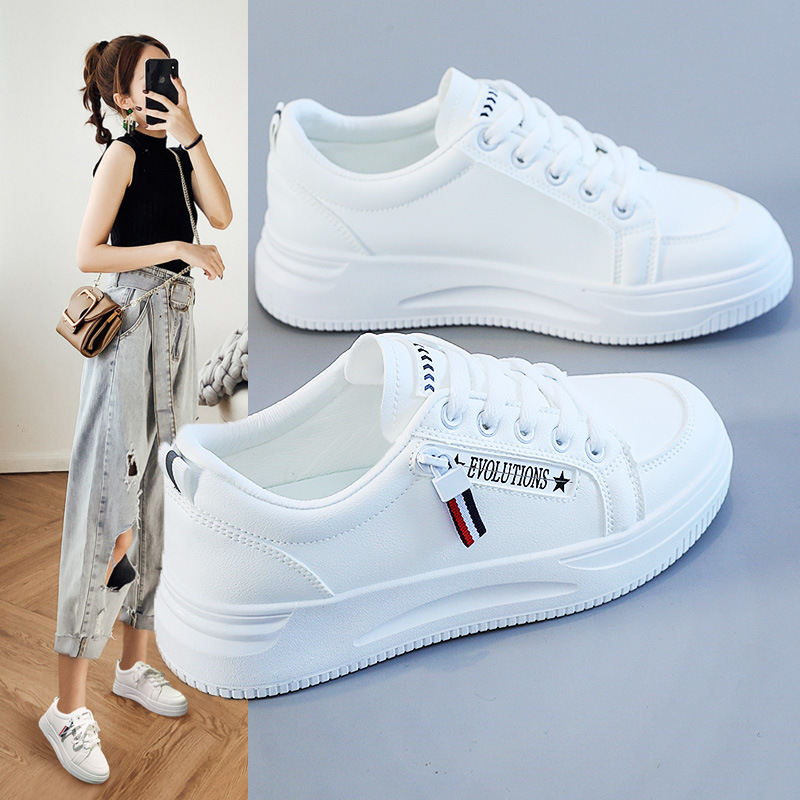 Women's White Sneakers 2024 New Spring and Summer Low-Top Casual Sports Shoes for Students, Height-Increasing Versatile Leather Panel Shoes, Trendy Women's Shoes