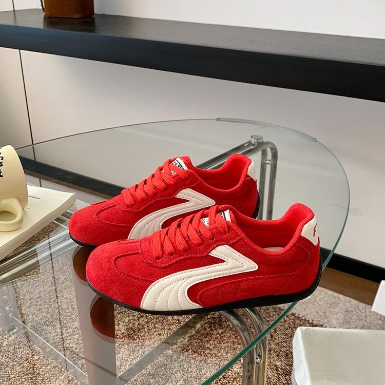 2025 Autumn Soft Sole Women's Training Shoes New High-Value Campus Style Sports Casual Shoes Versatile Sneakers Trend