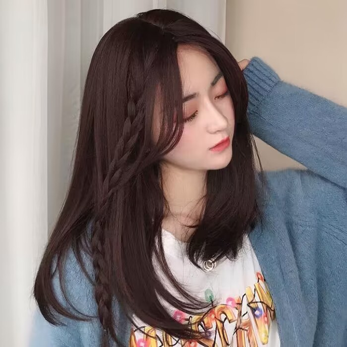 Amazon New Fashion Wig Medium Length Straight Hair Center Parting Inward Curls V Shaped Bangs Synthetic Clip-in for Daily Use_voghion.com