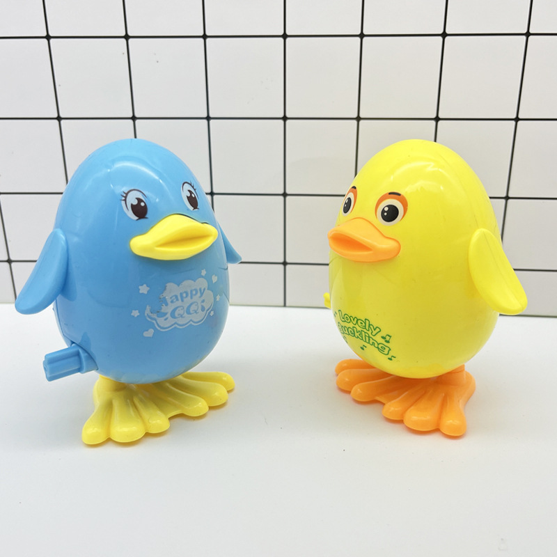 Wind-up toy, pinguin