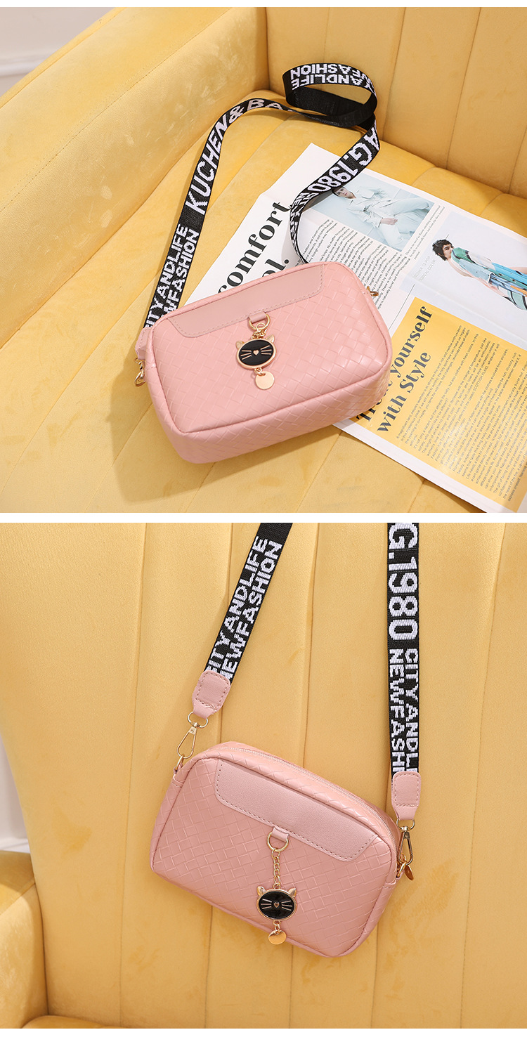 Mujeres Medio Cuero Sintético Animal Color Sólido Básico Cuadrado Cremallera Bolsas De Hombro Bolso Bandolera display picture 2