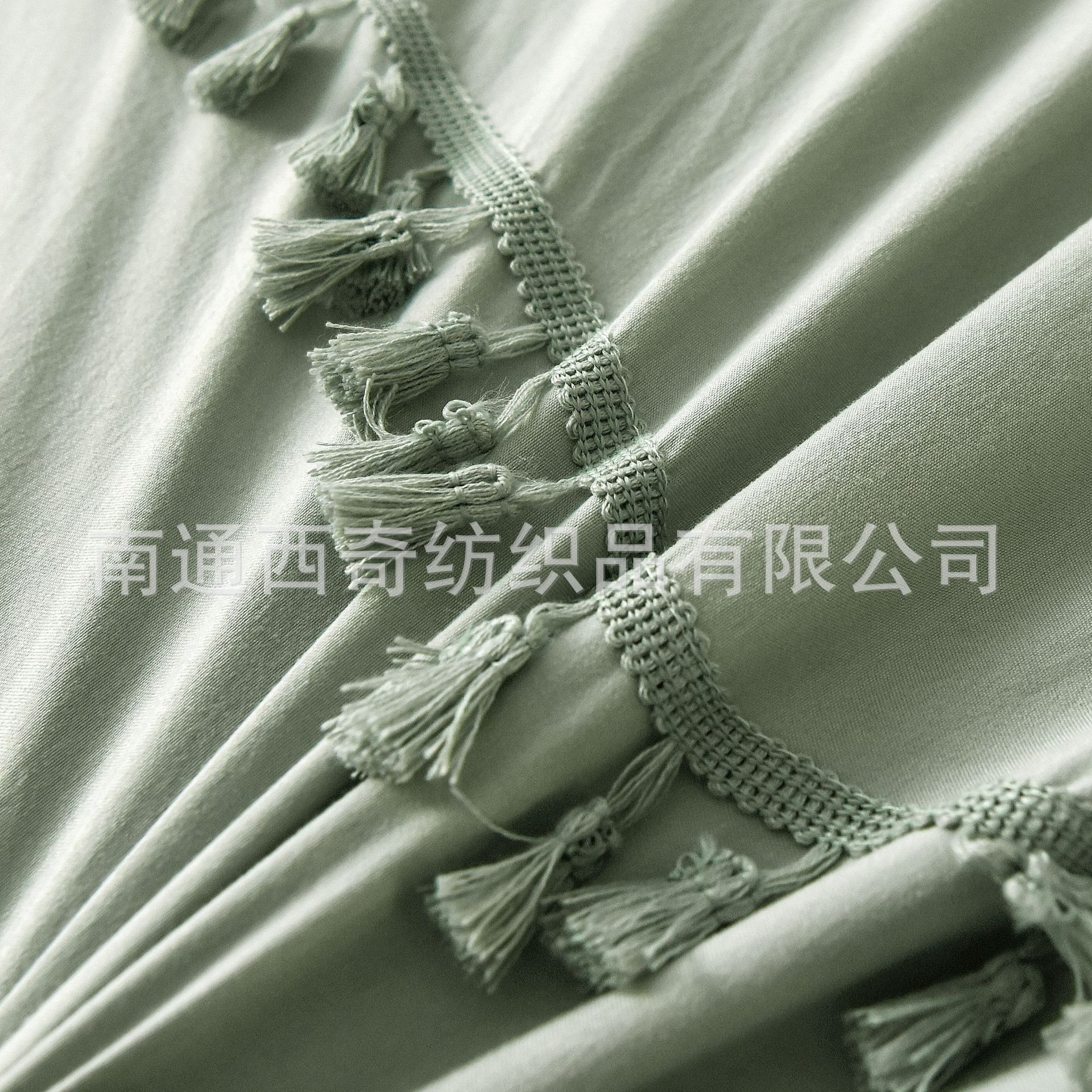 Home亚马逊床上用品纯色工艺球球流苏被套简约四件套外贸厂家批发