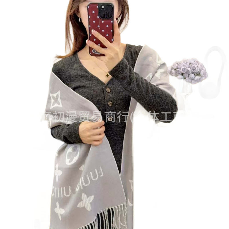 正确仿羊绒围巾老花双面提花新款秋冬女加厚加长字母款披肩仿羊毛|undefined