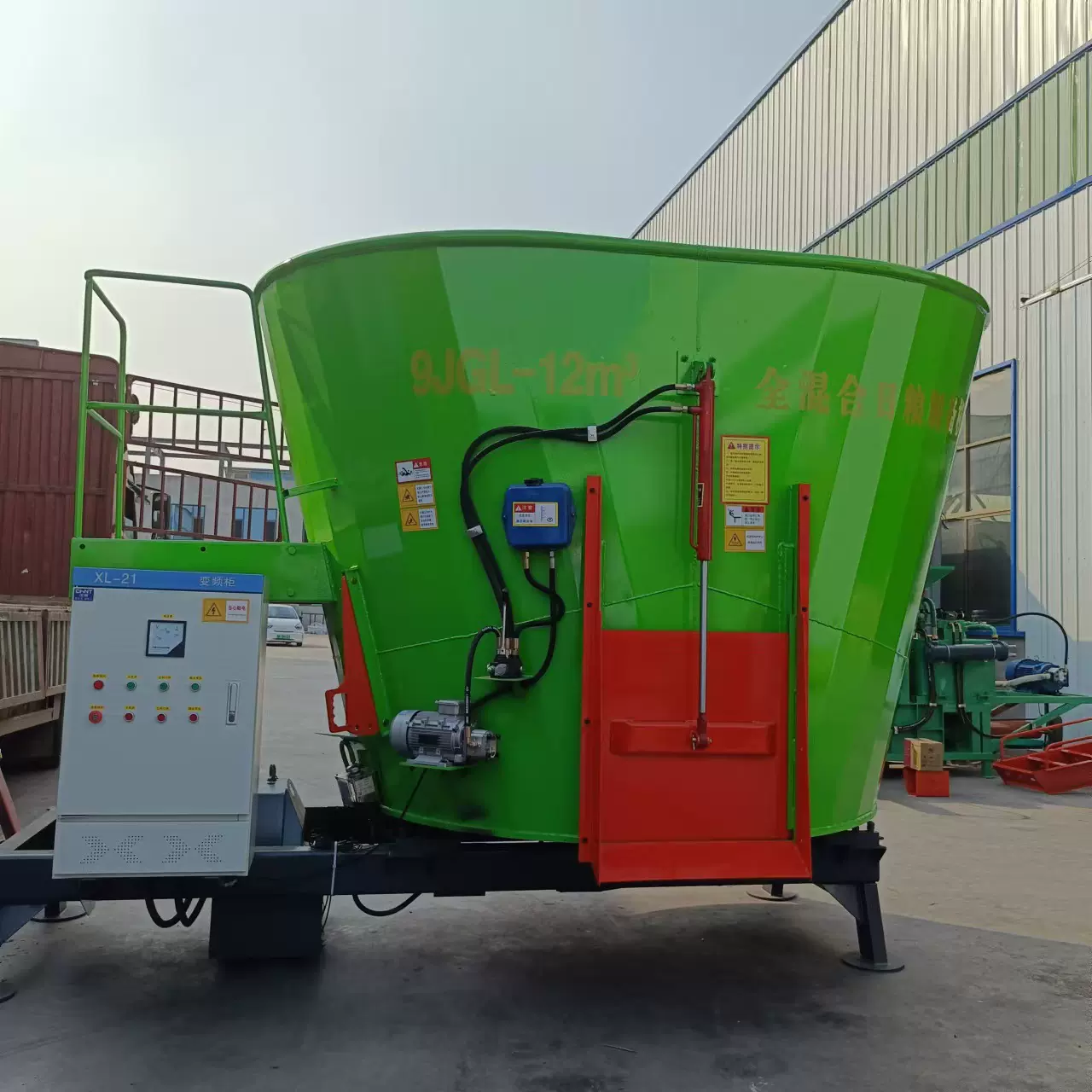 立式搅拌机牛羊饲料搅拌机农业搅拌机畜牧搅拌饲料搅拌机