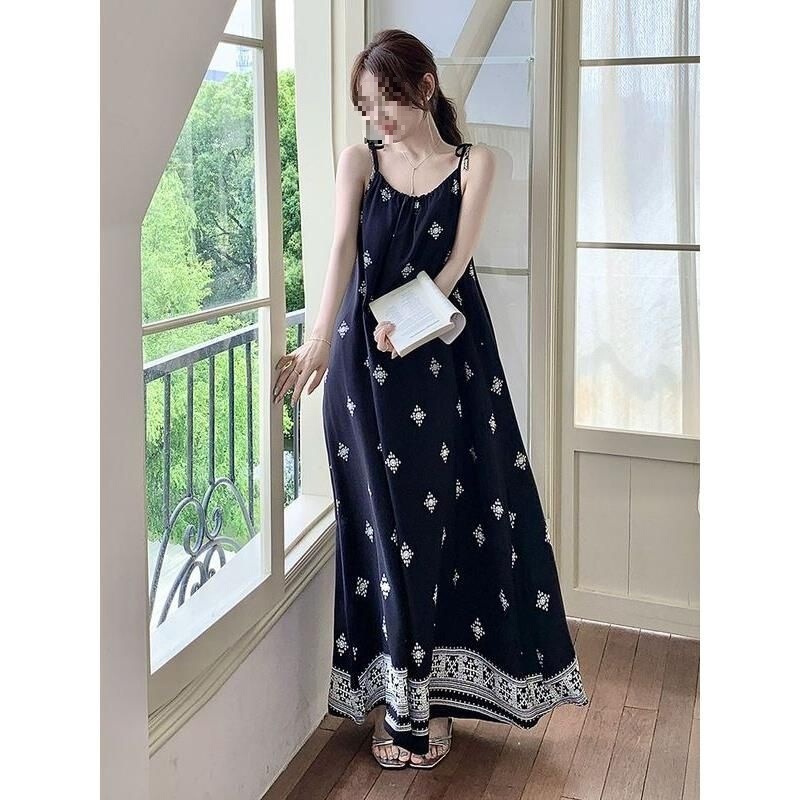 2025 New Slimming Holiday Long Dress with Ankle-Length Length and Built-In Chest Pads, Cotton Silk Dress, Very Long Holiday Dress