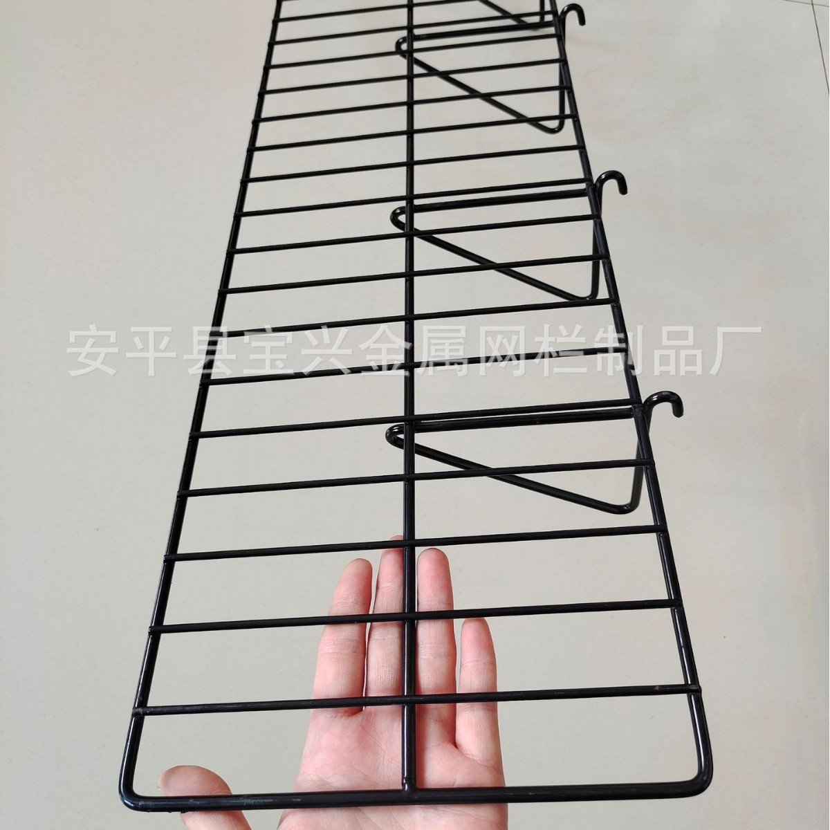 铁丝网养殖围栏钢丝防护网加粗展示架烘焙晾网不锈钢加厚网格网片