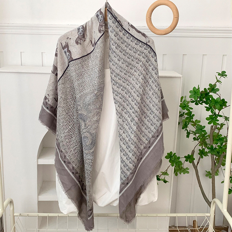 Bufanda de seda, bufanda cuadrada, sensación de alta calidad, estilo bohemio, multiusos, todo fósforo, bufanda, bufanda, pañuelo en la cabeza, chal exterior