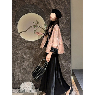 ����ʽ�ڷ�ײɫ�Ứ�P������Ů2025�紺�¿���|�������e���L����