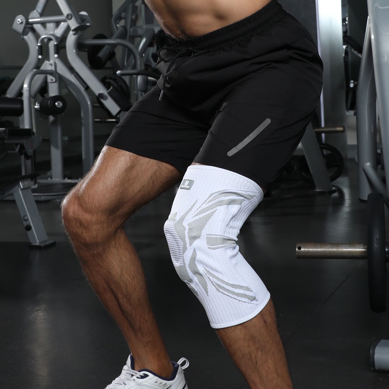 Rodilleras deportivas de verano para saltar la cuerda de nailon alargada para correr baloncesto para hombres y mujeres cubierta protectora profesional antideslizante para rodillas