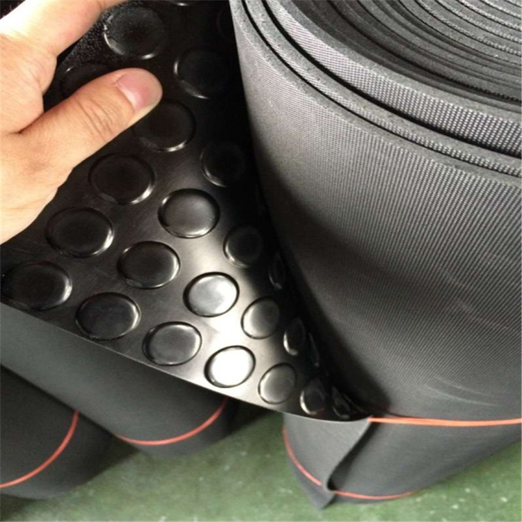 厂家批发条纹圆扣橡胶板 车间地面铺设用减震缓冲橡胶地板