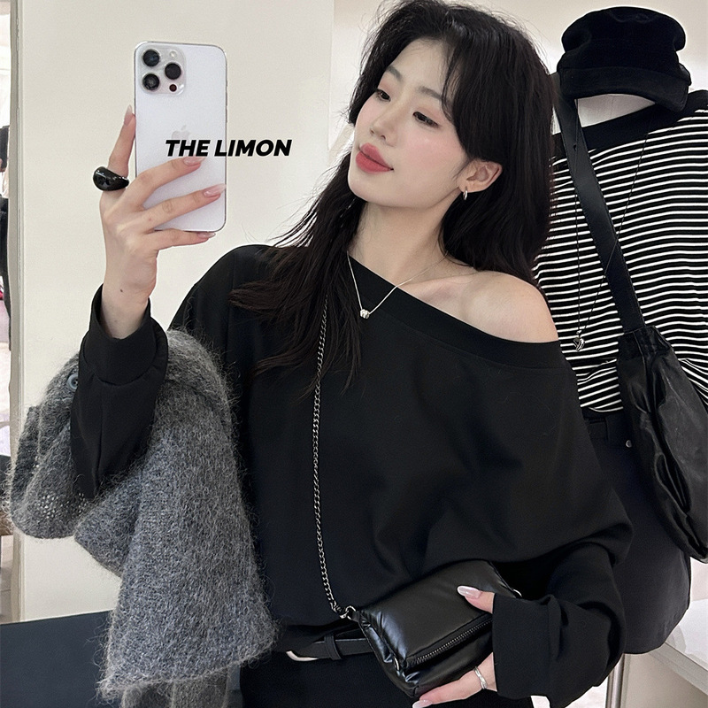 thelimon柠檬绿茶2025秋季新款设计感显瘦露肩一字领卫衣女上衣潮|undefined