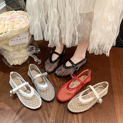 クロスボーダーの外国貿易の大きいサイズの平底の透かし彫りの夏の新型のサンダルの女性は漁網の靴の2025メアリージェーンの靴を着ます。